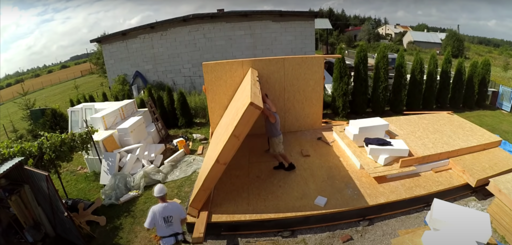 Budowa domu szkieletowego 35m2.
