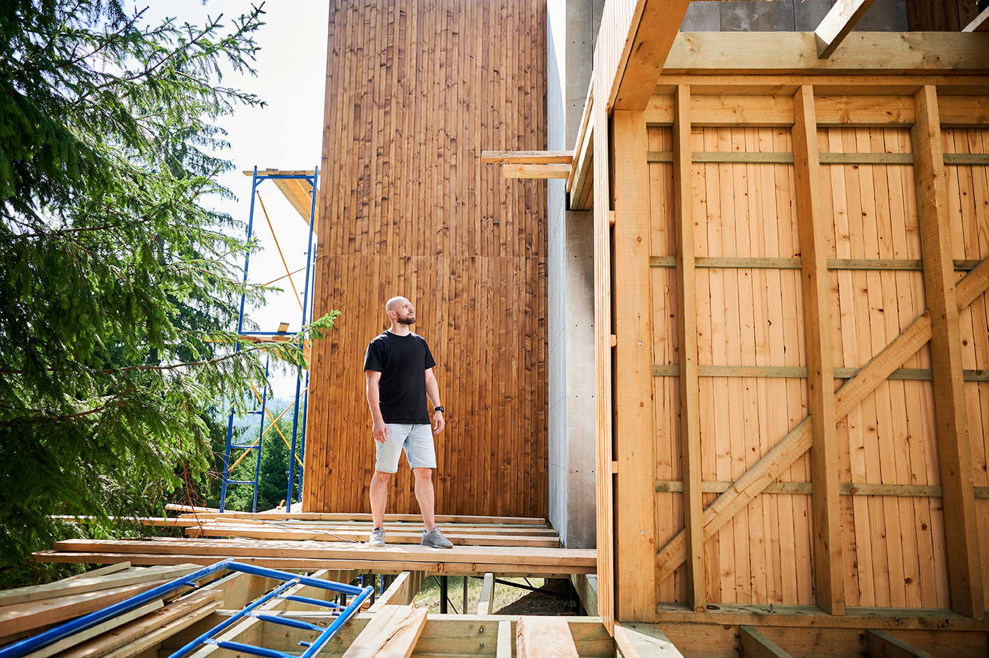 Drewniane elewacje w domach modułowych – trwałość i estetyka 2026