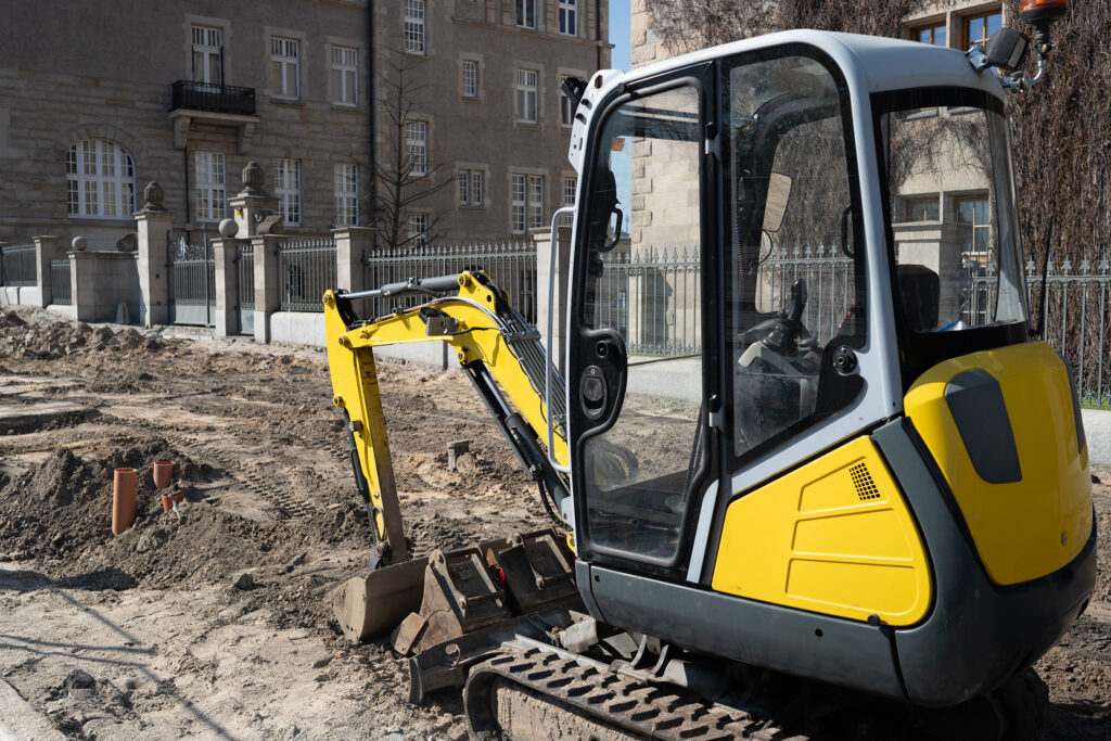 wynajem koparki cena 2026