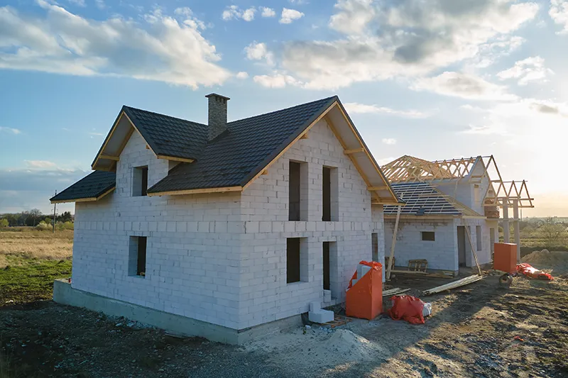 Dom 70 m² budowany systemem gospodarczym – sposób na obniżenie kosztów budowy