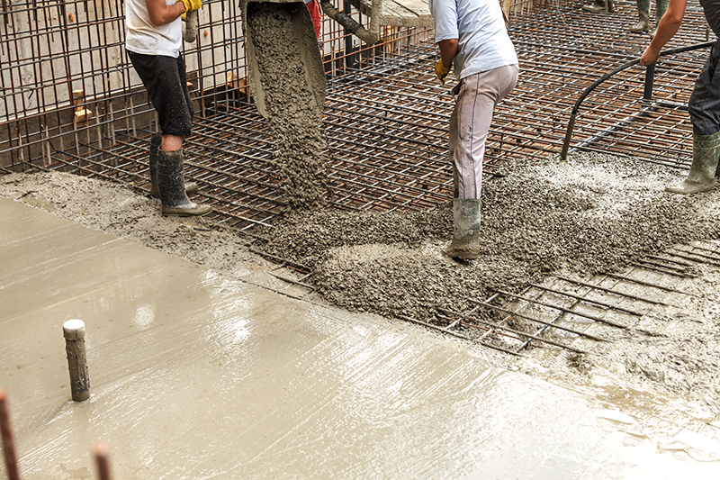 Betonowanie fundamentów domu 70 m2 – jak się przygotować i czego dopilnować?